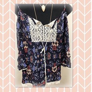 Floral print cold shoulder top